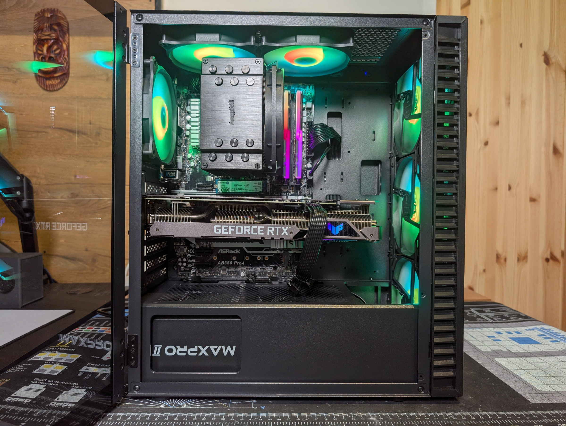 Pelikone sivusta kuvattuna 2