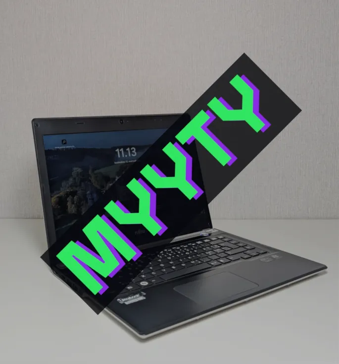 Käytetty kannettava tietokone - Fujitsu Lifebook UH572 - i5 & 8GB DDR3